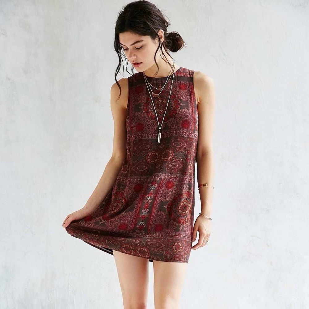 Urban Outfitters Ecote printed shift dress